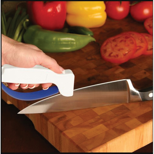 Accusharp 001C Knife Sharpener, Diamond-Honed Tungsten Carbide Abrasive, Plastic Handle - 3