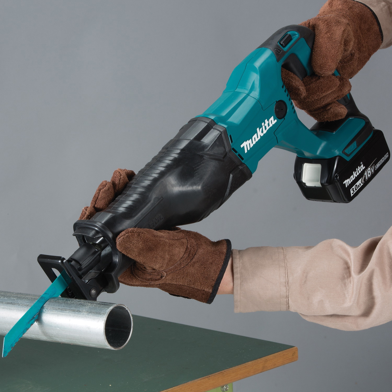 Makita XRJ04Z Reciprocating Saw, Tool Only, 18 V, 10 in Cutting Capacity, 1-1/4 in L Stroke, 0 to 2800 spm - 4