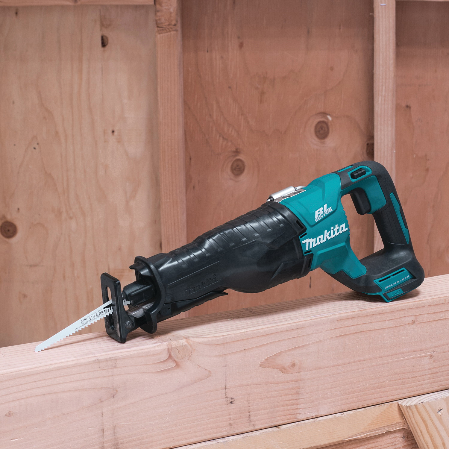Makita 18V LXT XRJ05Z Reciprocating Saw, Tool Only, 18 V, 10 in Cutting Capacity, 1-1/4 in L Stroke, 0 to 3000 spm - 4