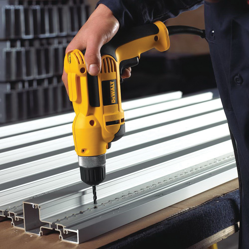 DEWALT DWD110K Drill Kit with Keyless Chuck, 8 A, 3/8 in Chuck, Keyless Chuck, 8 ft L Cord, Includes: Kit Bag - 5