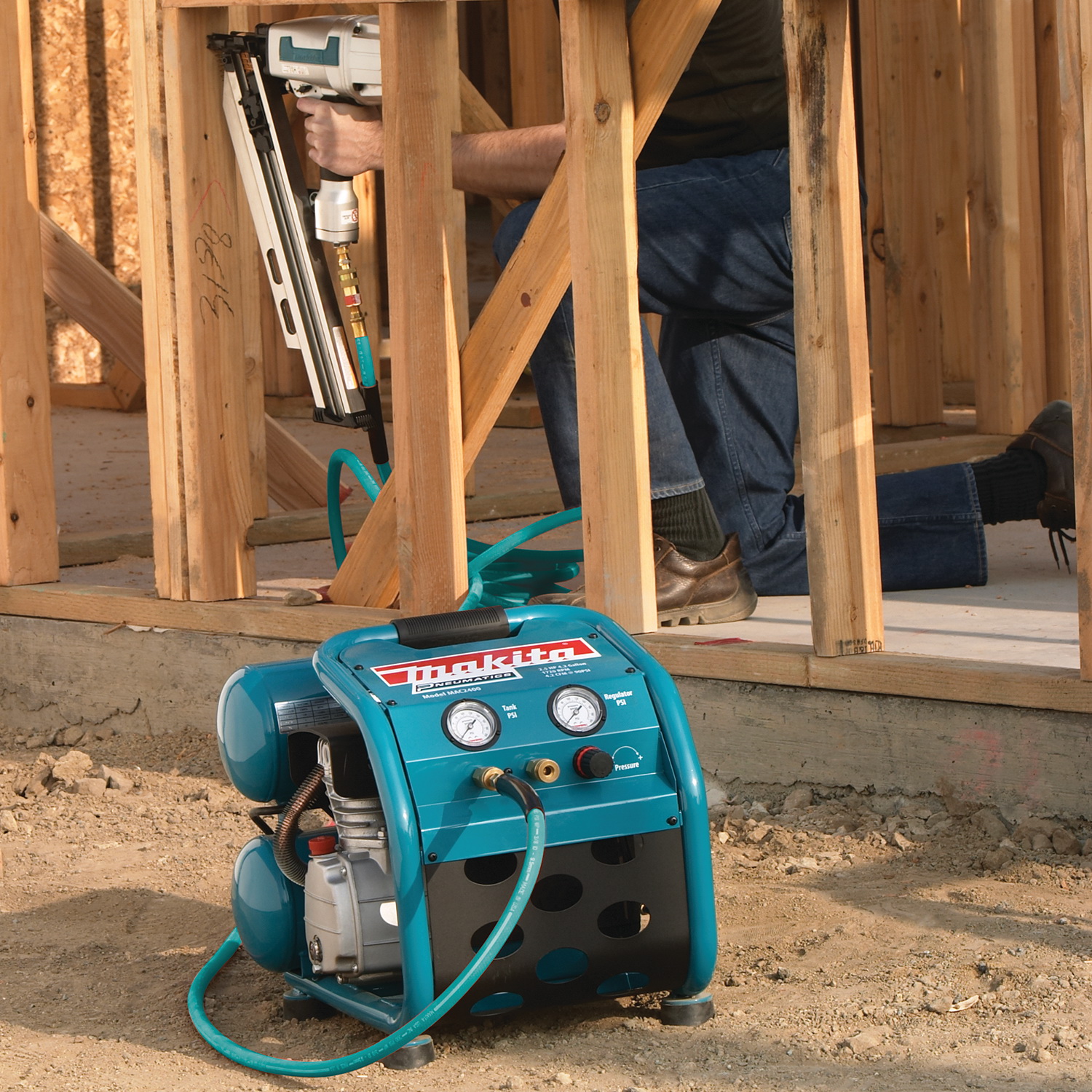 Makita Big Bore MAC2400 Electric Air Compressor, Tool Only, 4.2 gal Tank, 2-1/2 hp, 130 psi Pressure, 4.8 cfm Air - 5