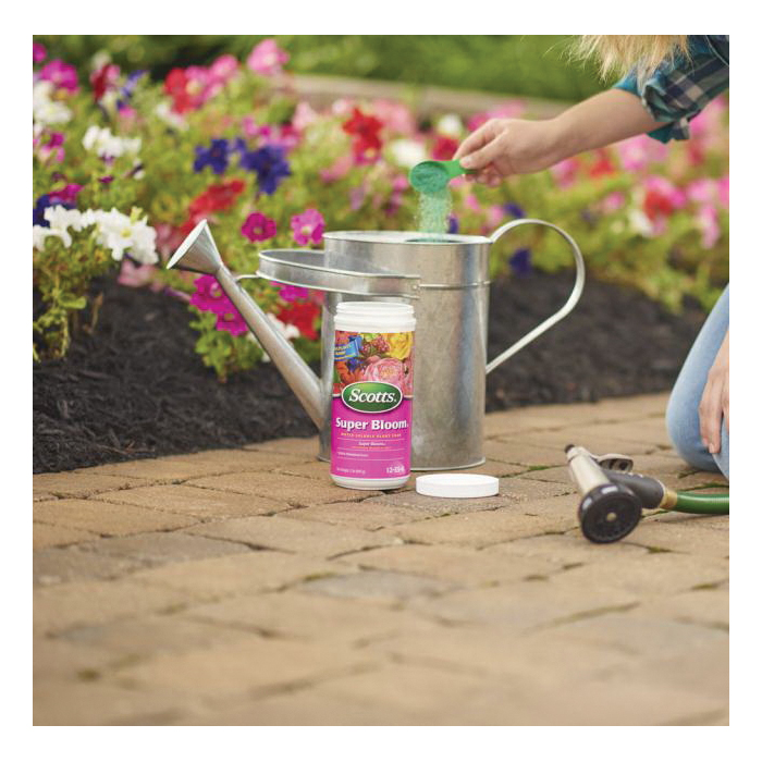 Scotts Super Bloom 110500 Water Soluble Plant Food, 2 lb Bottle, Solid, 12-55-6 N-P-K Ratio - 3