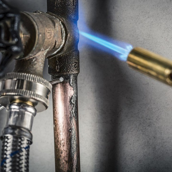 BernzOmatic UL100 Torch Kit, Includes: 14.1 oz Propane Cylinder, UL2317 Torch, Brass - 2