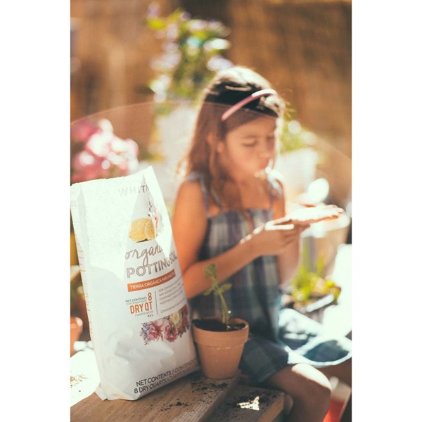 Whitney Farms 10101-71601 Organic Potting Soil, Solid, 8 qt Bag - 3