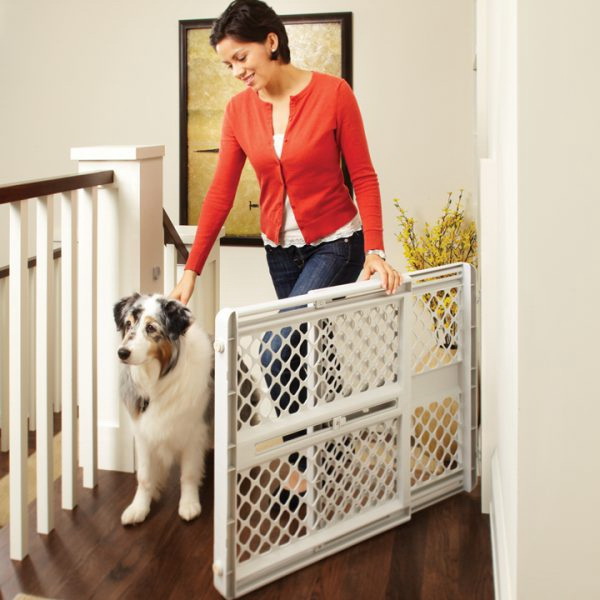North States 8625 Universal Petgate, 26 to 42 in W Opening, 26 in OAH, Plastic, Gray - 2