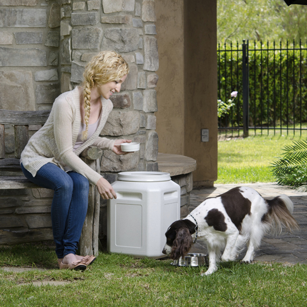 Gamma Outback 4350 Pet Food Container, 13 gal, HDPE, 14 in L, 14 in W, 20 in H - 5