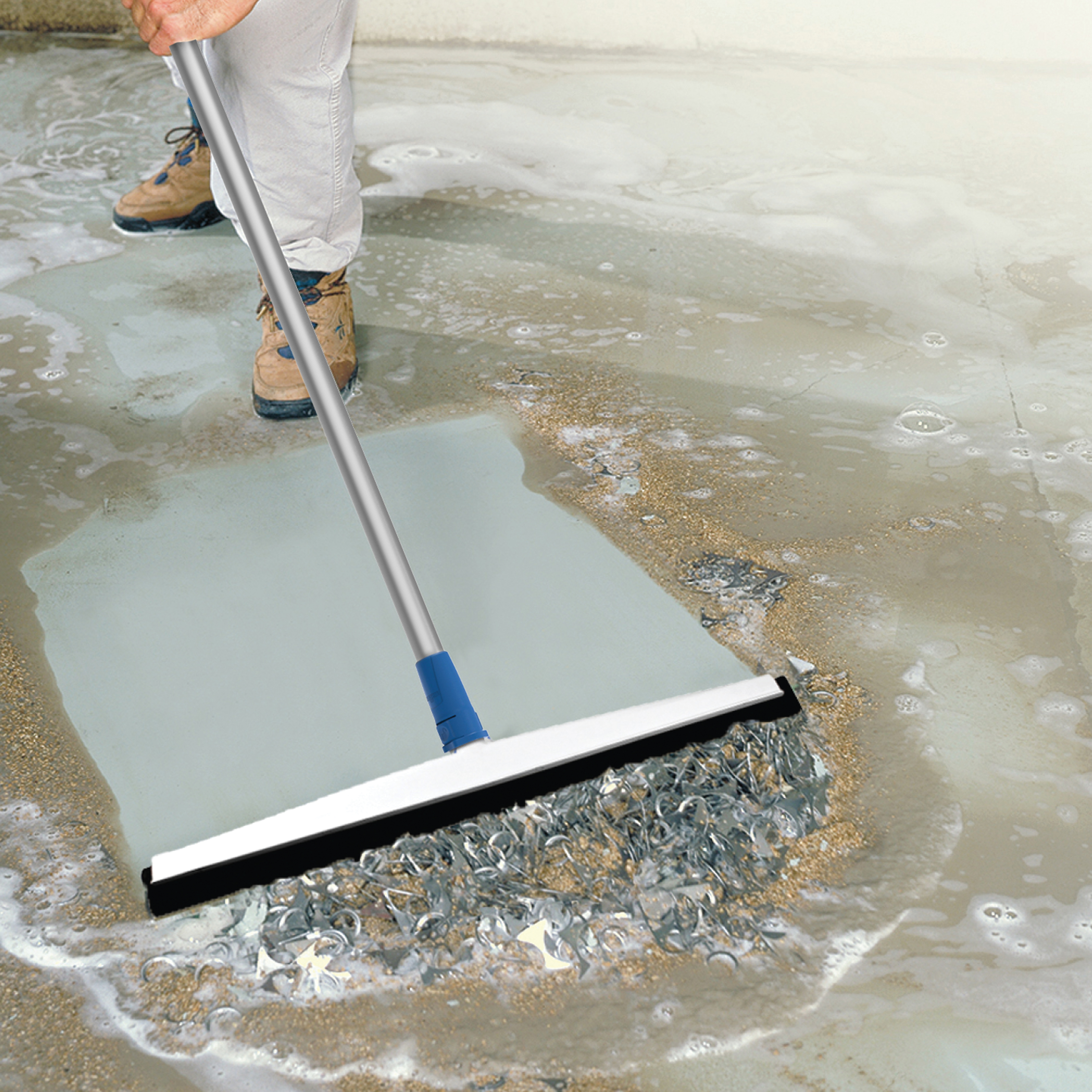 Unger Professional 975350 Floor Squeegee, 22 in Blade, Foam Rubber Blade - 4