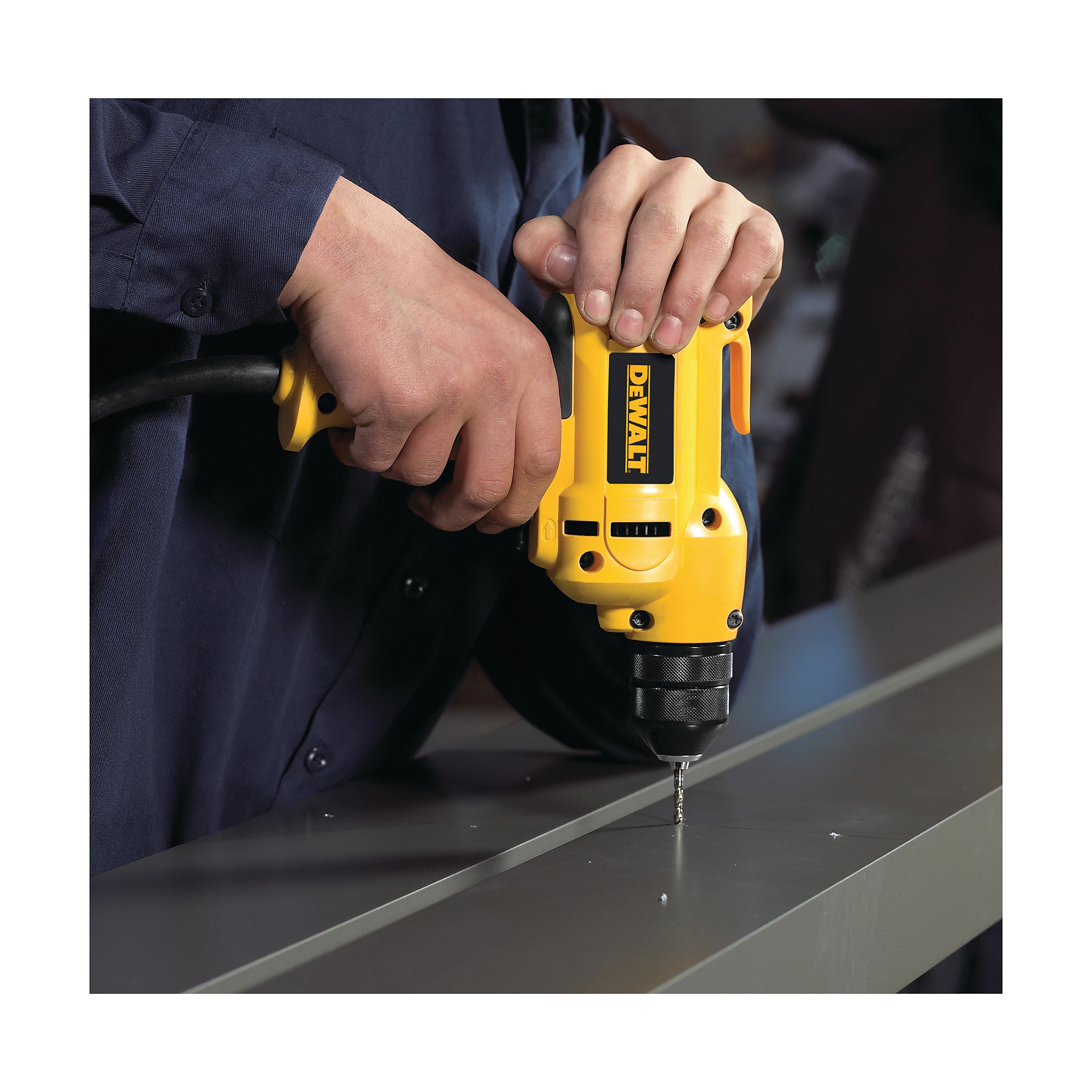 DEWALT DWD115K VSR Drill Kit, 8 A, 3/8 in Chuck, Keyless Chuck, 8 ft L Cord, Includes: Kit Box - 3