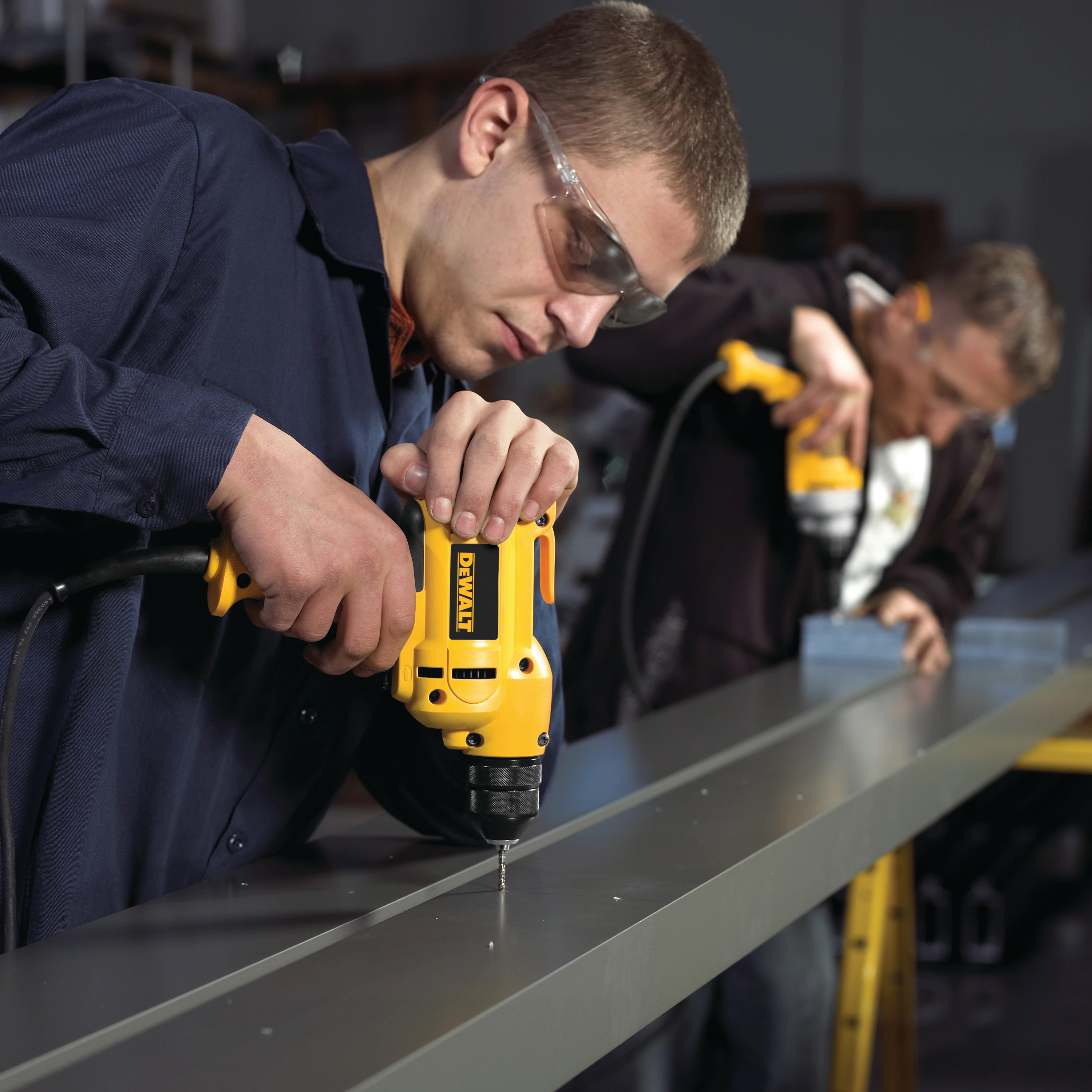 DEWALT DWD115K VSR Drill Kit, 8 A, 3/8 in Chuck, Keyless Chuck, 8 ft L Cord, Includes: Kit Box - 5
