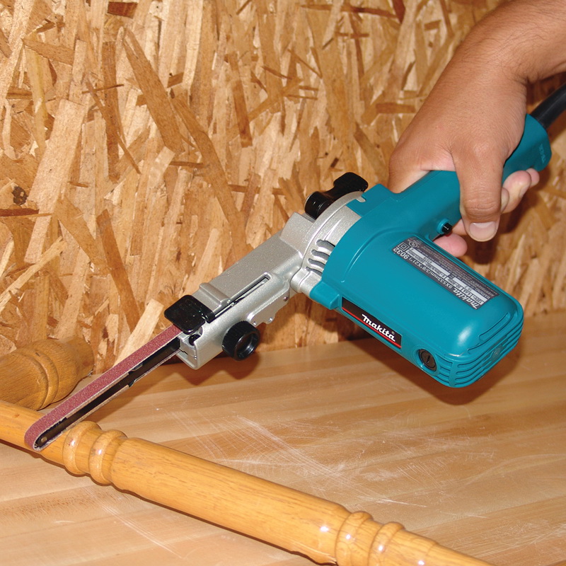 Makita 9032 Belt Sander, 4.4 A, 3/8 x 21 in Belt, 8.2 ft L Cord - 2