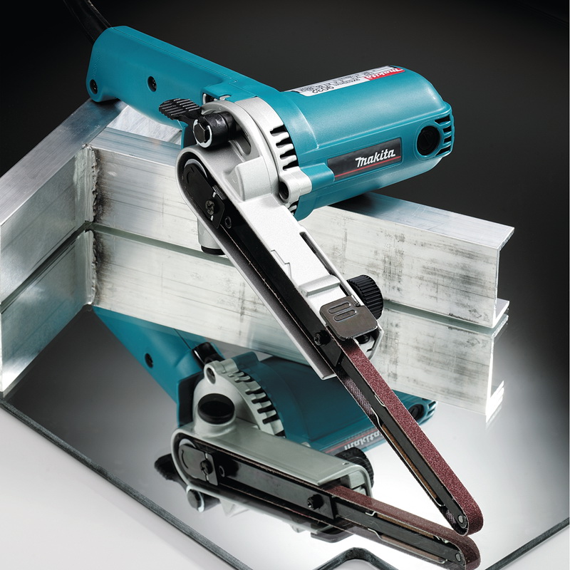 Makita 9032 Belt Sander, 4.4 A, 3/8 x 21 in Belt, 8.2 ft L Cord - 4
