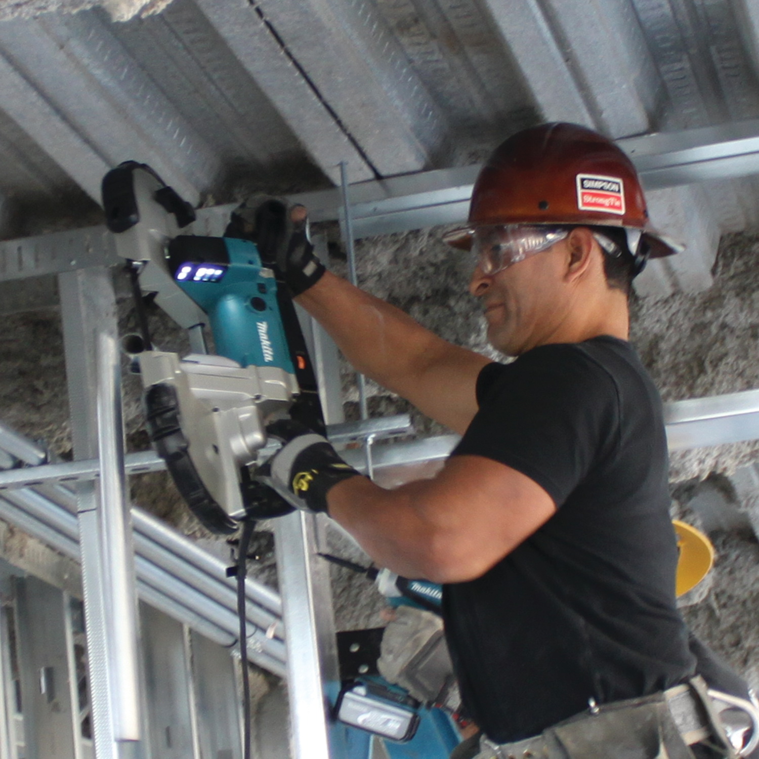 Makita 2107FZK Portable Band Saw with Tool Case, 44-7/8 in L Blade, 1/2 in W Blade, 4-3/4 in Cutting Capacity - 3