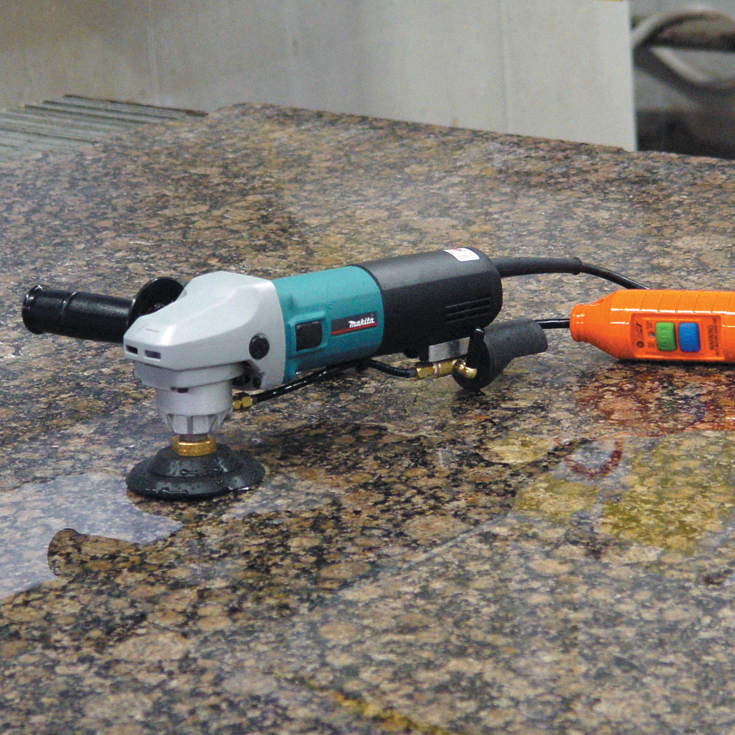 Makita PW5001C Electronic Stone Polisher, 7.9 A, 5/8-11 Spindle, 4 in Dia Wheel, 2000 to 4000 rpm Speed, 5-Speed - 4