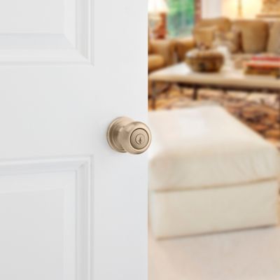 Kwikset Signature Series 97402-735 Entry Knob, Antique Brass, Steel, KW1 Keyway, Re-Key Technology: SmartKey, 2 Grade - 4