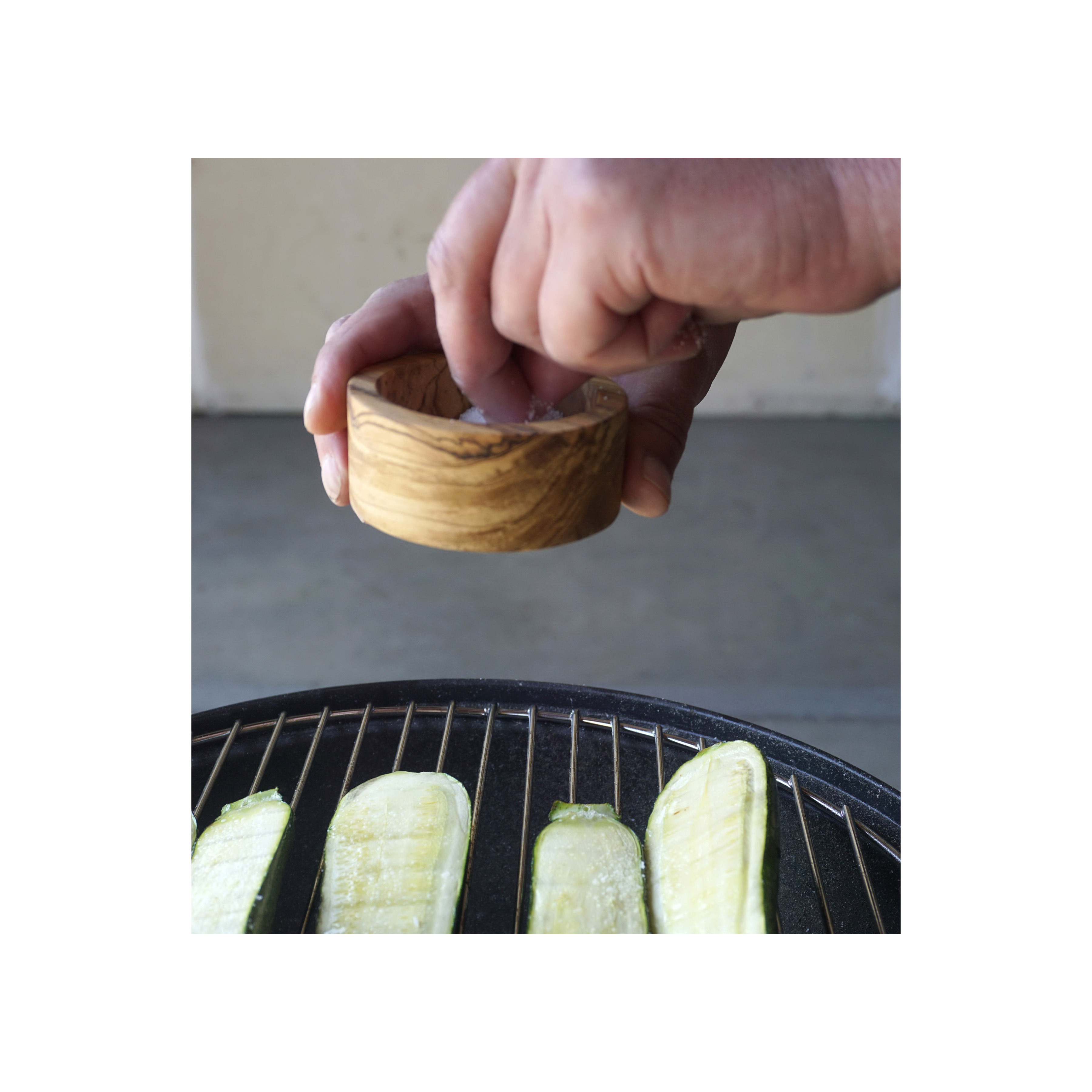 Rsvp International OW-BWL Pinch Bowl, 2 oz, 3 in Dia, Olive Wood - 3