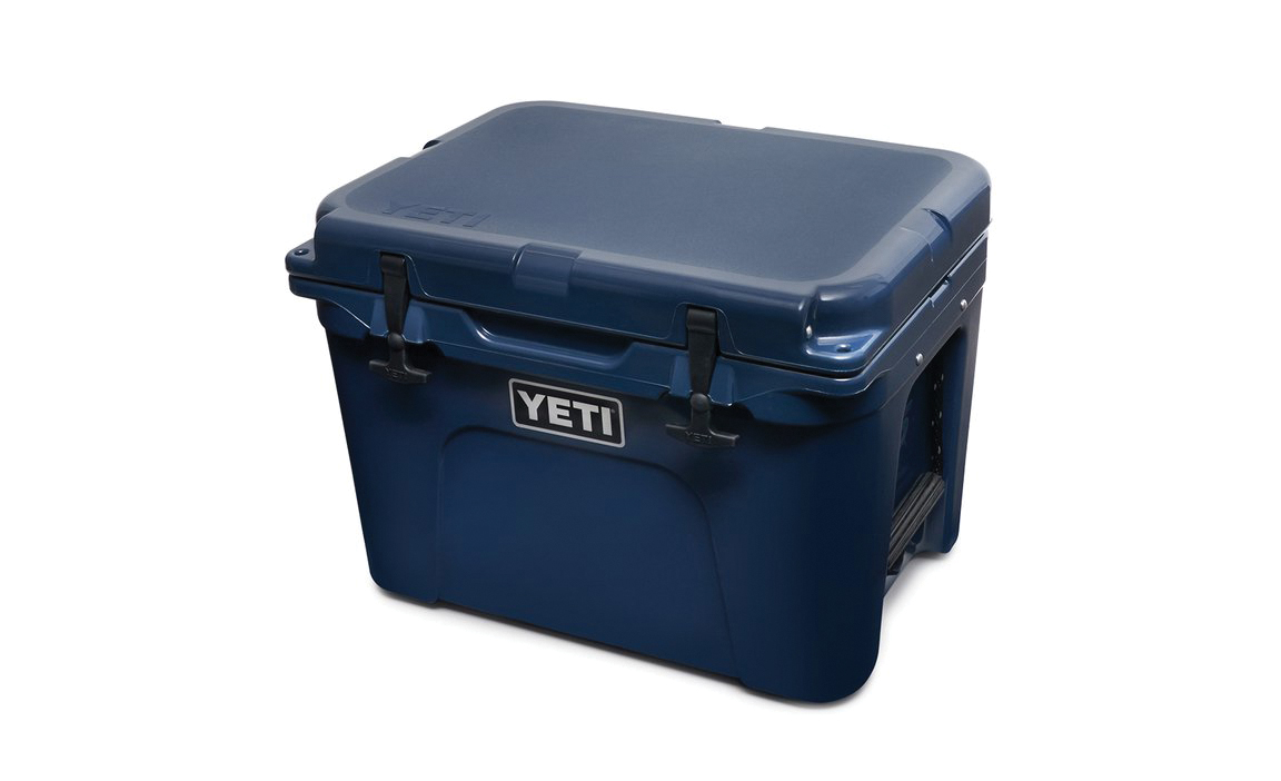 Yeti Tundra 35 Series 10035200000 Hard Cooler, 21 Can Cooler, Polyurethane, Navy Blue - 2