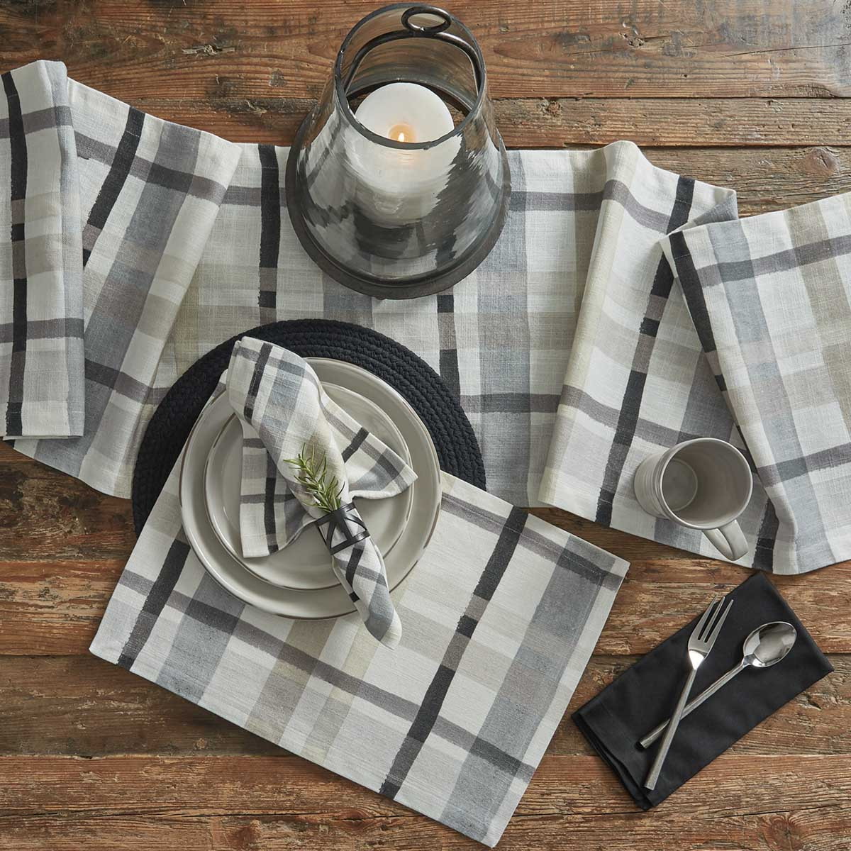 Split P 2992-010 Placemat, 19 in L, 13 in W, Urban Plaid Design - 2