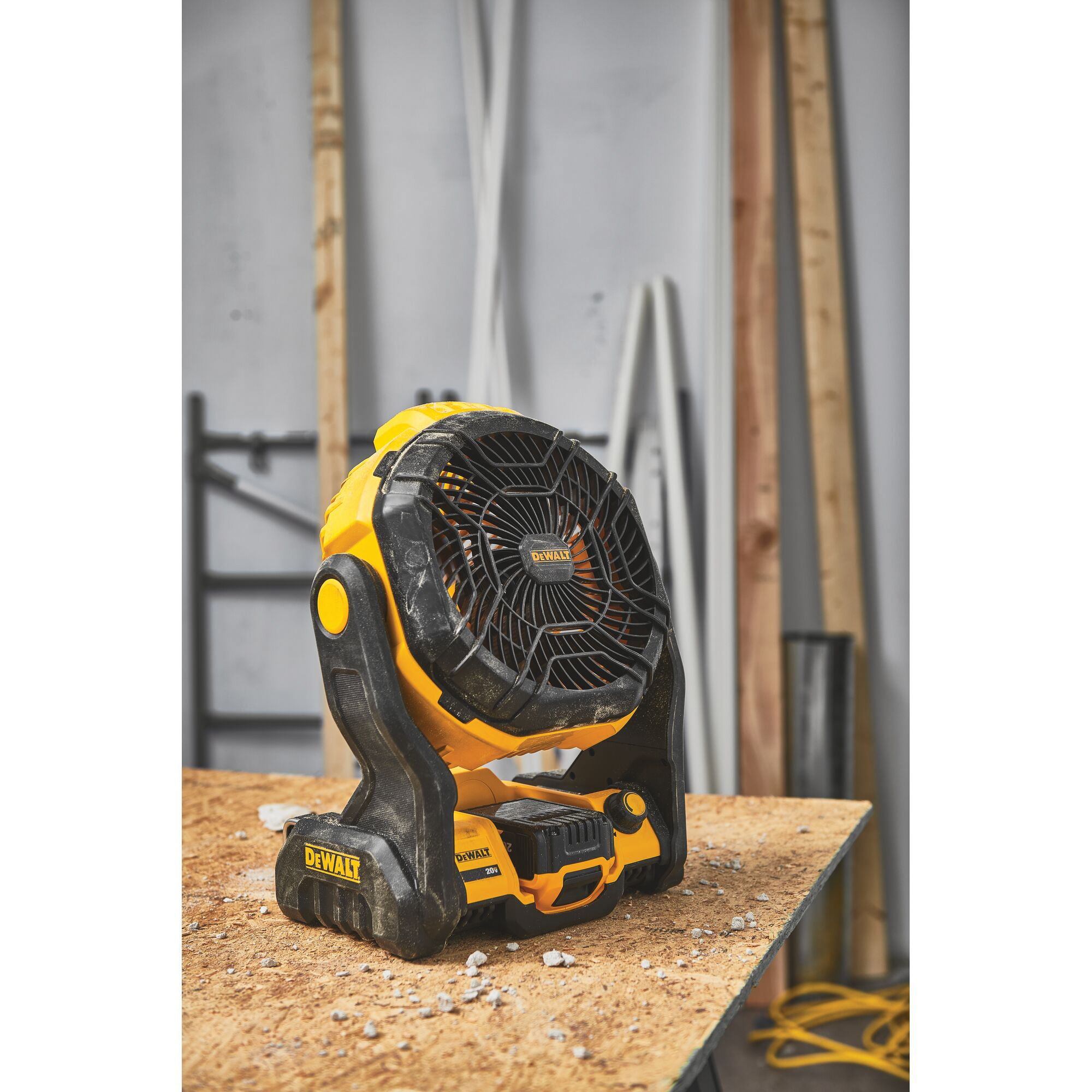 DEWALT 20V MAX Series DCE512B Cordless Jobsite Fan, Tool Only, 20 V, 5 Ah, 650 cfm Air - 2