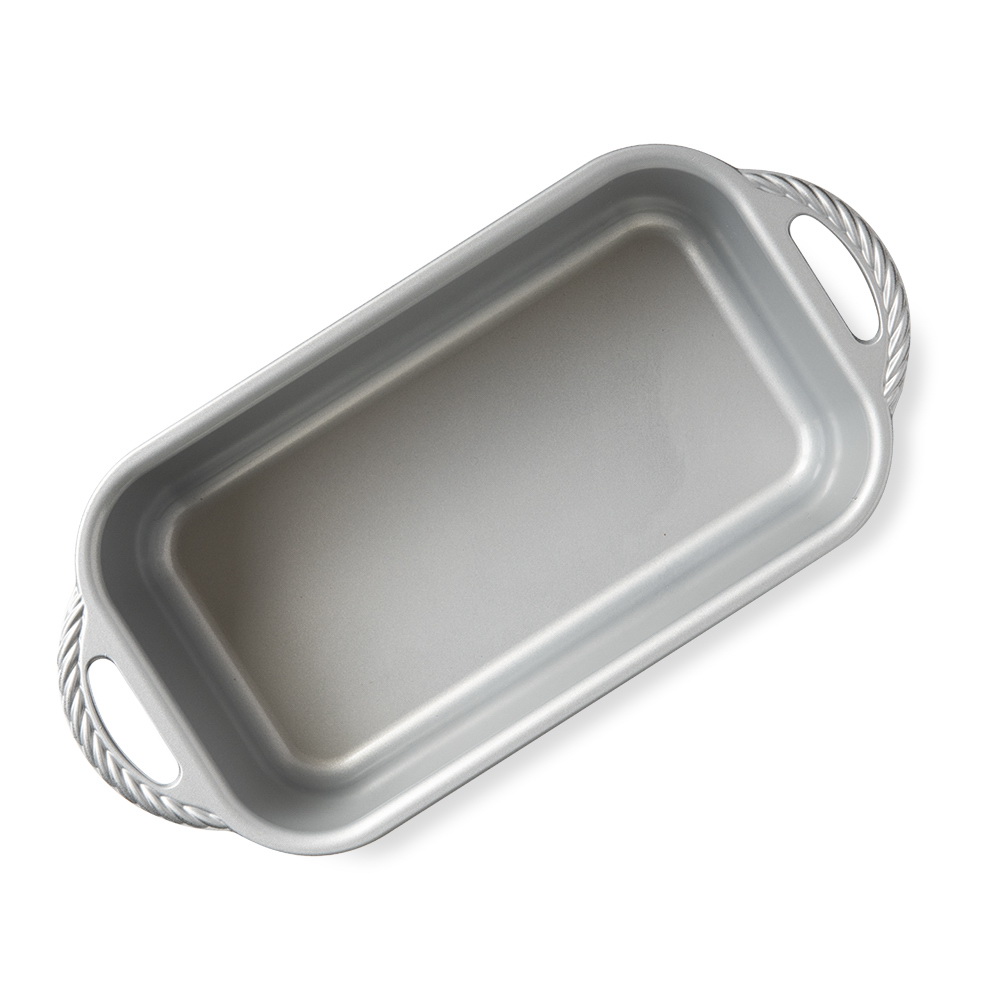 Nordic Ware 95224 Classic Loaf Pan, 11.4 in L, 5.6 in W, 2.7 in H, Cast Aluminum - 4