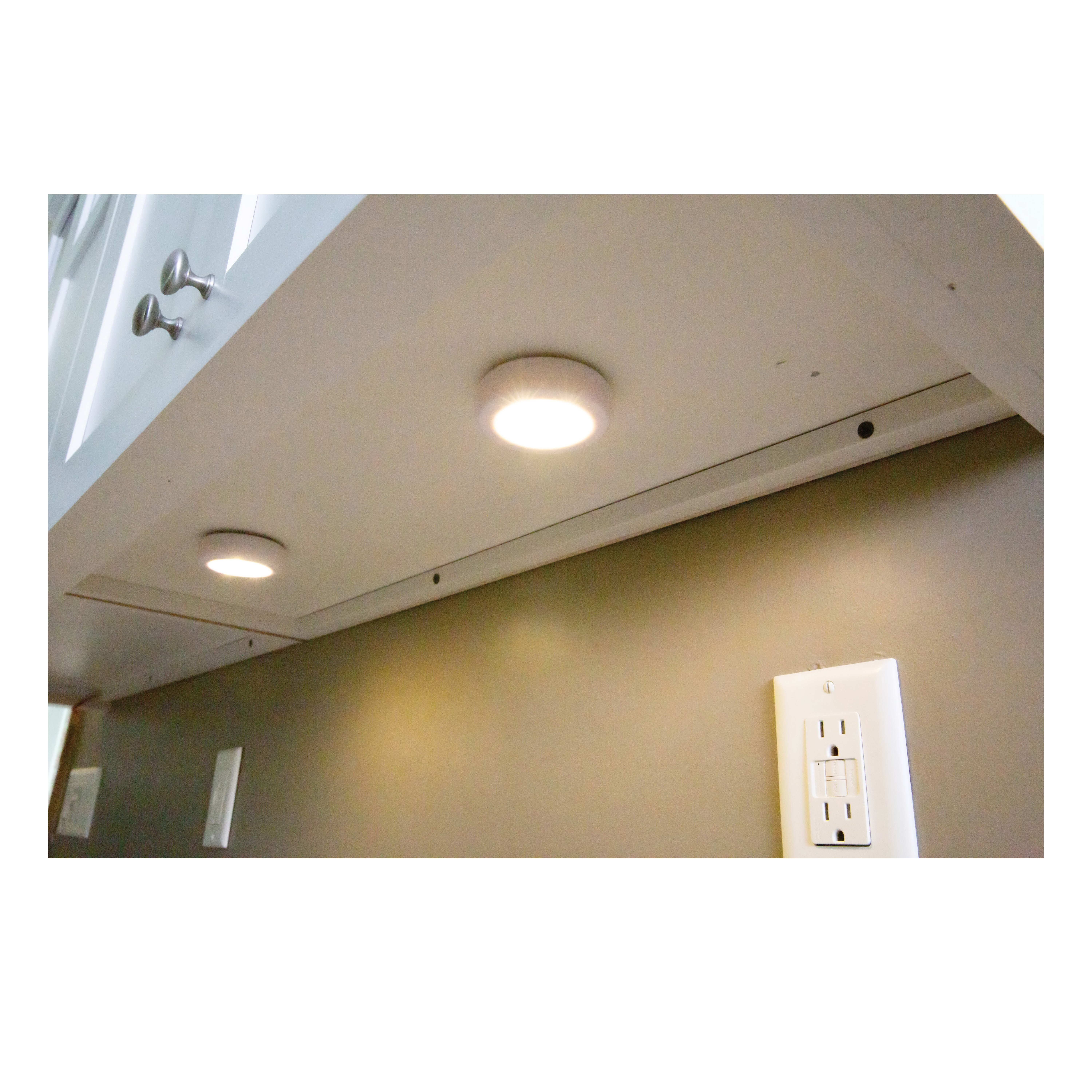 Westek BL-PUTN-W3 Compact Ultra-Thin Puck Light, 12 V, AAA Battery, 1-Lamp, LED Lamp, 50 Lumens, White, 3/CD - 5