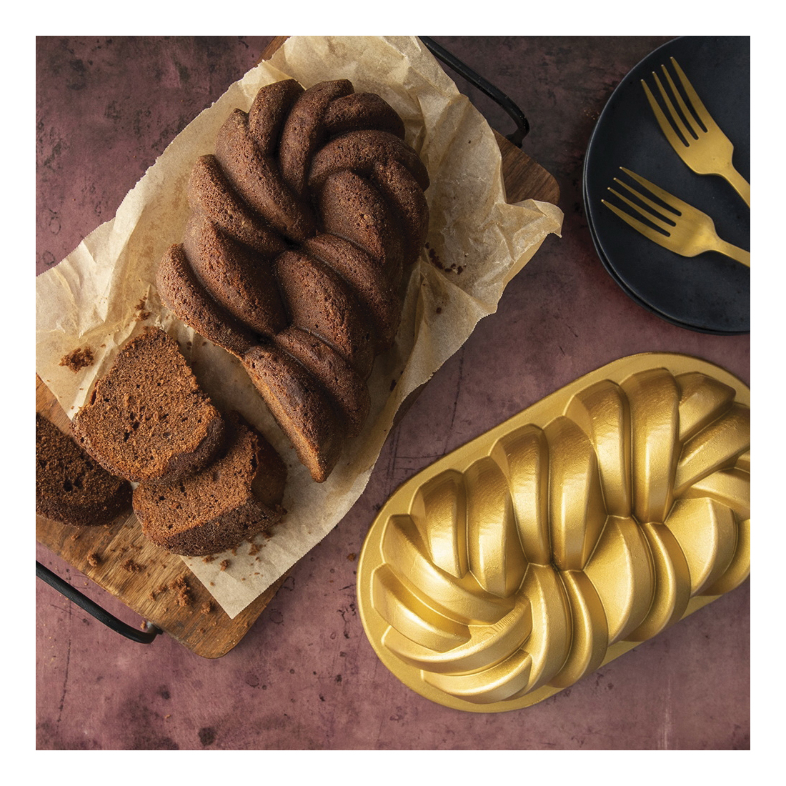 Nordic Ware Braided Bundt 96077 Loaf Pan, 10.3 in L, 5.9 in W, 2.9 in H, Cast Aluminum - 4