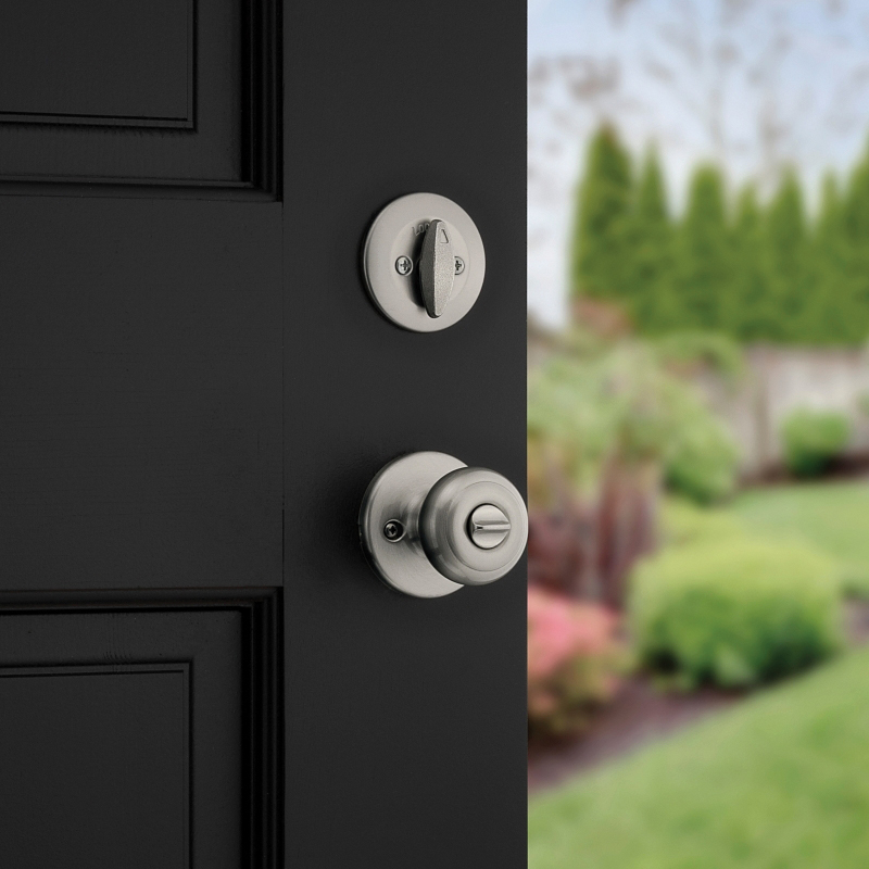 Kwikset 96900-424 Entry Knob and Single Cylinder Deadbolt, Knob Handle, Classic, Colonial, Traditional Design, Yes - 4