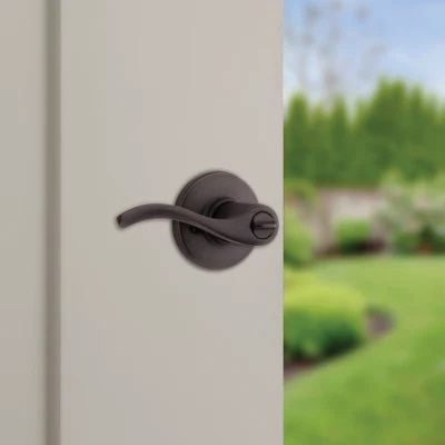 Kwikset 94050-674 Entry Door Lockset, Lever Handle, Venetian Bronze, Zinc, KW1 Keyway, Re-Key Technology: SmartKey - 5