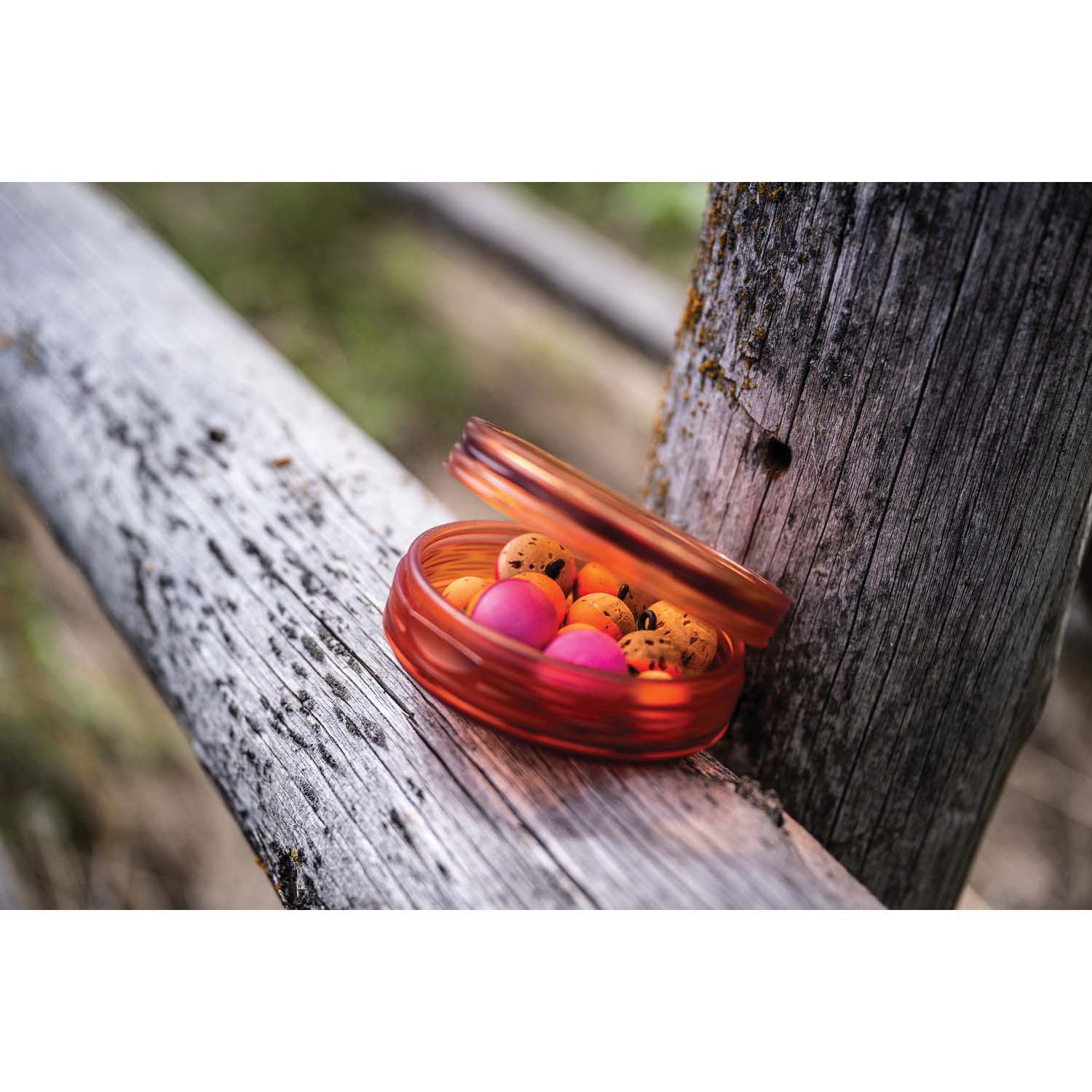 Fishpond FPSFP-E Shallow Fly Puck, 3-1/8 in W, 3-1/8 in D, TPU, Ember - 4