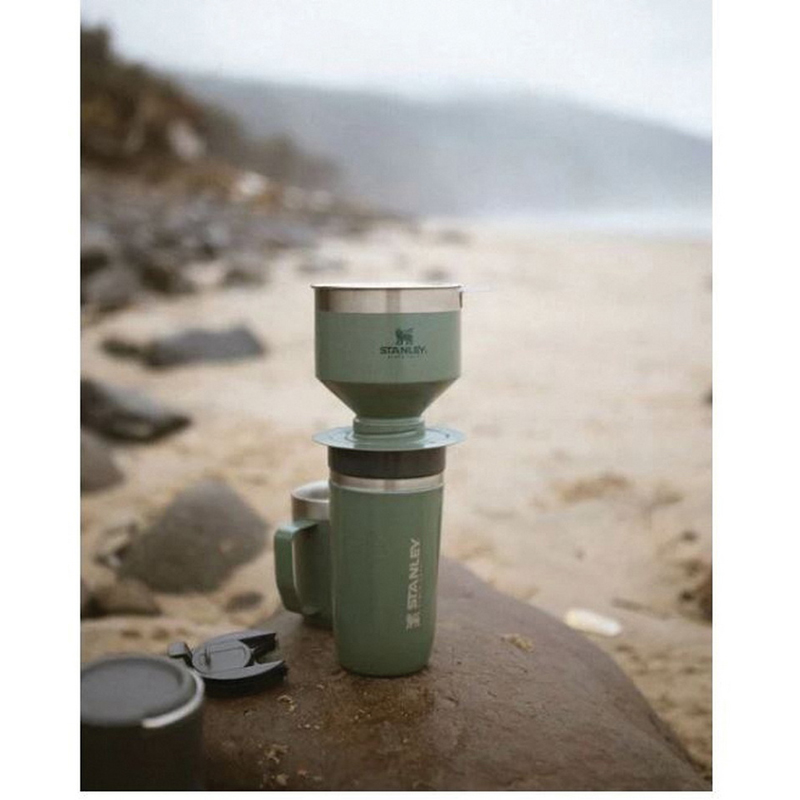 Stanley 1913 Classic Series 10-09383-001 Coffee Pour Over, 20 oz, Stainless Steel, Hammertone Green - 4