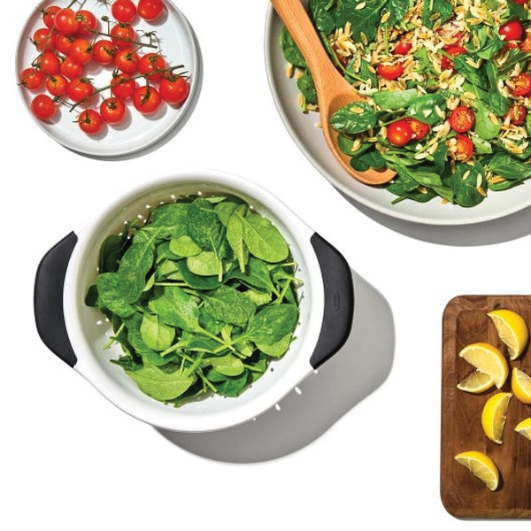 Good Grips 11331000 Colander, 3 qt Capacity, Plastic - 5