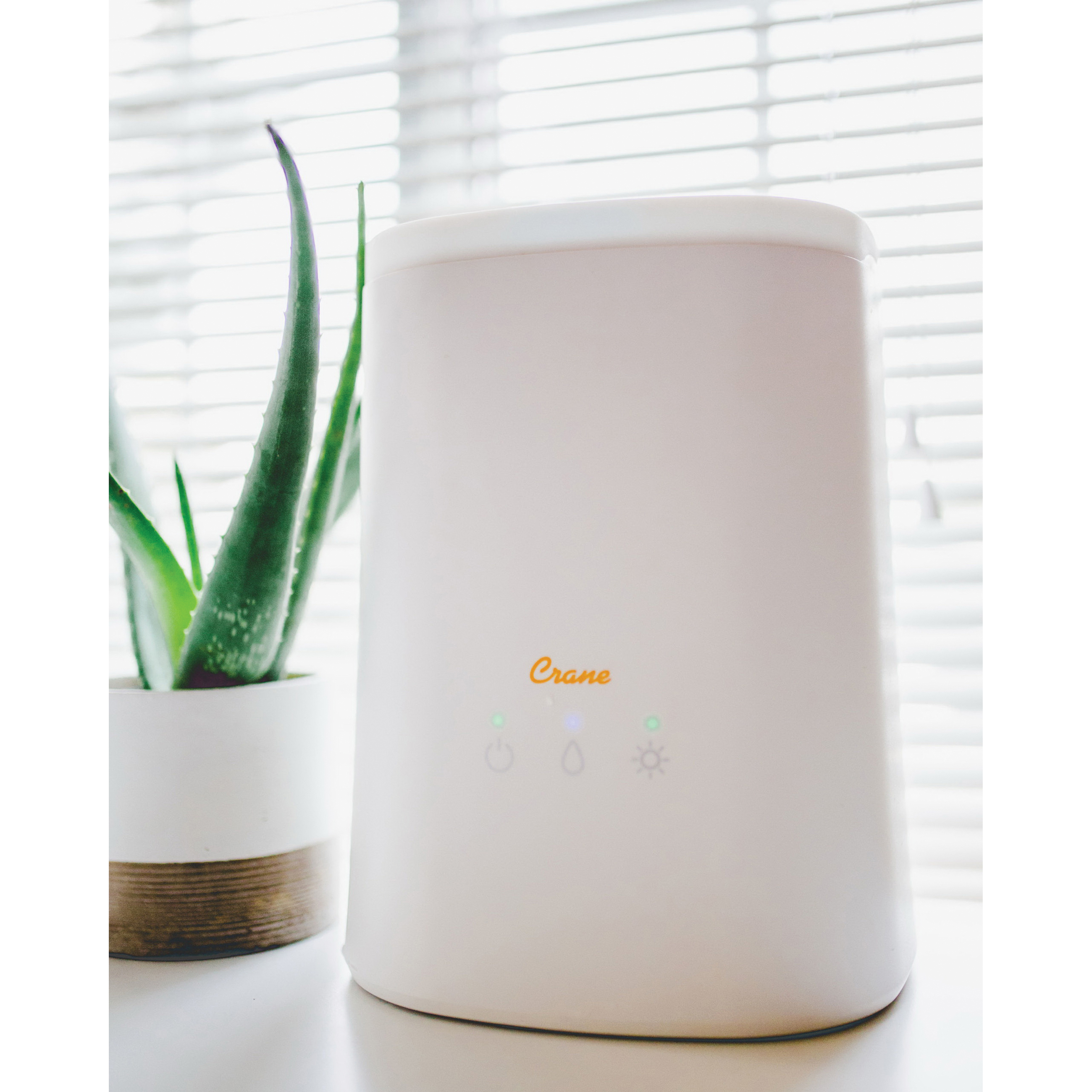 Crane EE-6909 Humidifier, 1.2 gal Tank - 2