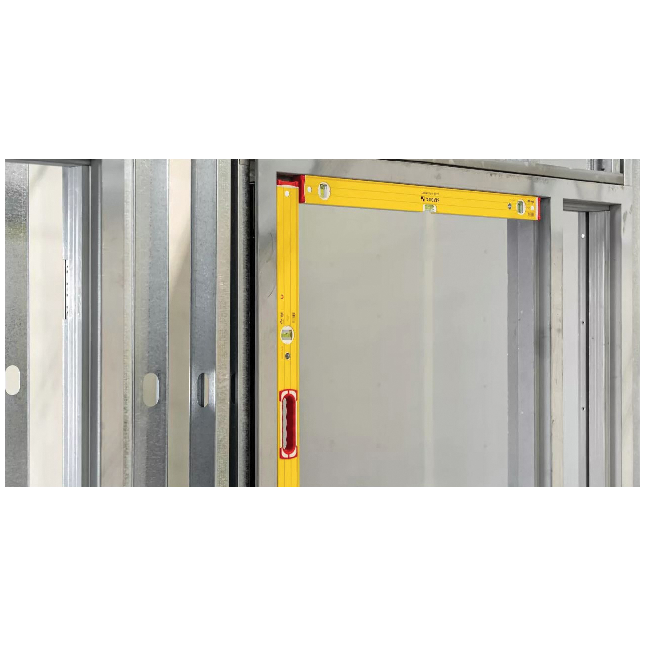 Stabila 38616 Box Level, 16 in L, 3-Vial, Magnetic, Aluminum, Yellow - 4