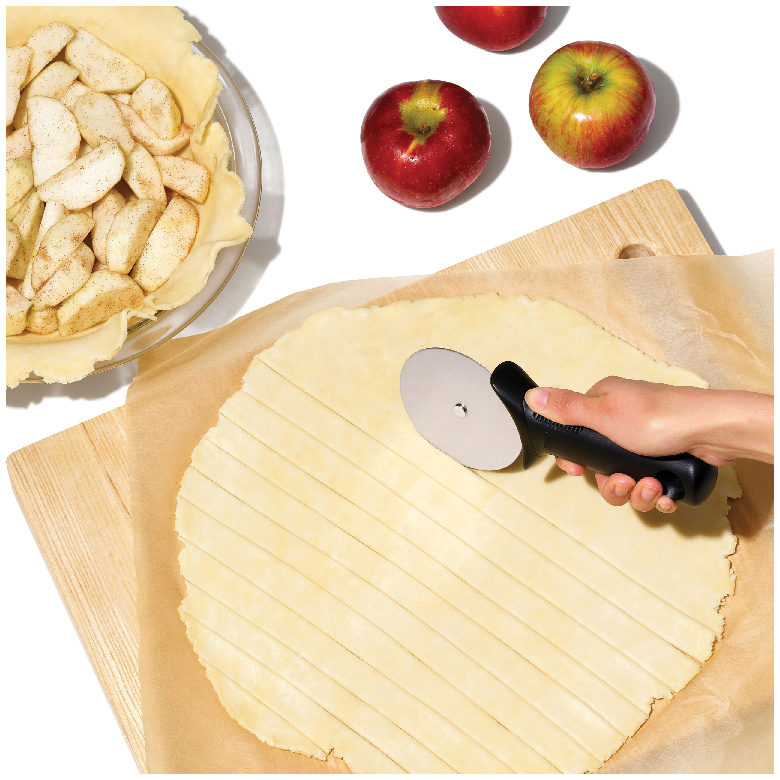 Good Grips 11300900 Pizza Wheel, Stainless Steel Blade, Non-Slip Grip Handle, Dishwasher Safe - 4