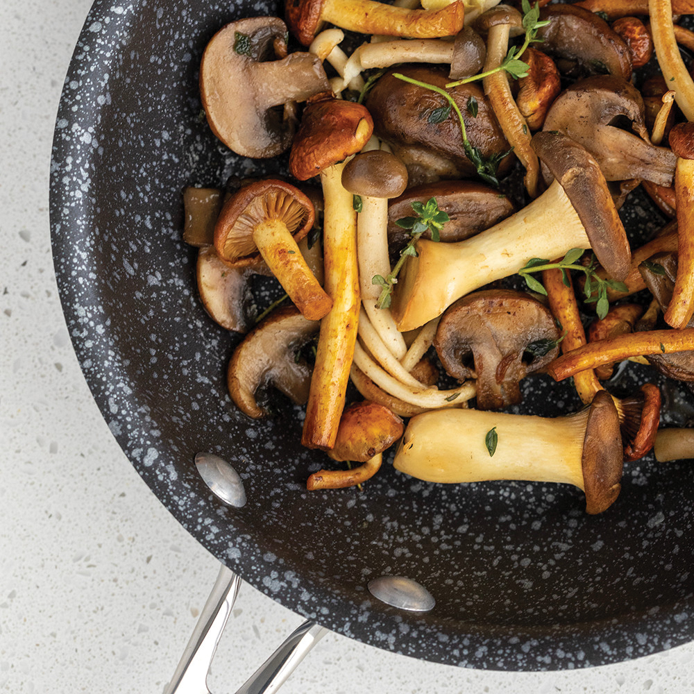 Nordic Ware 20871 Saute Skillet, 7.6 in Dia, Aluminum, Non-Stick: Yes - 5