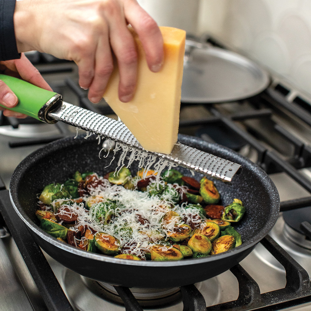 Nordic Ware 21071 Saute Skillet, 10 in Dia, Aluminum, Non-Stick: Yes - 5