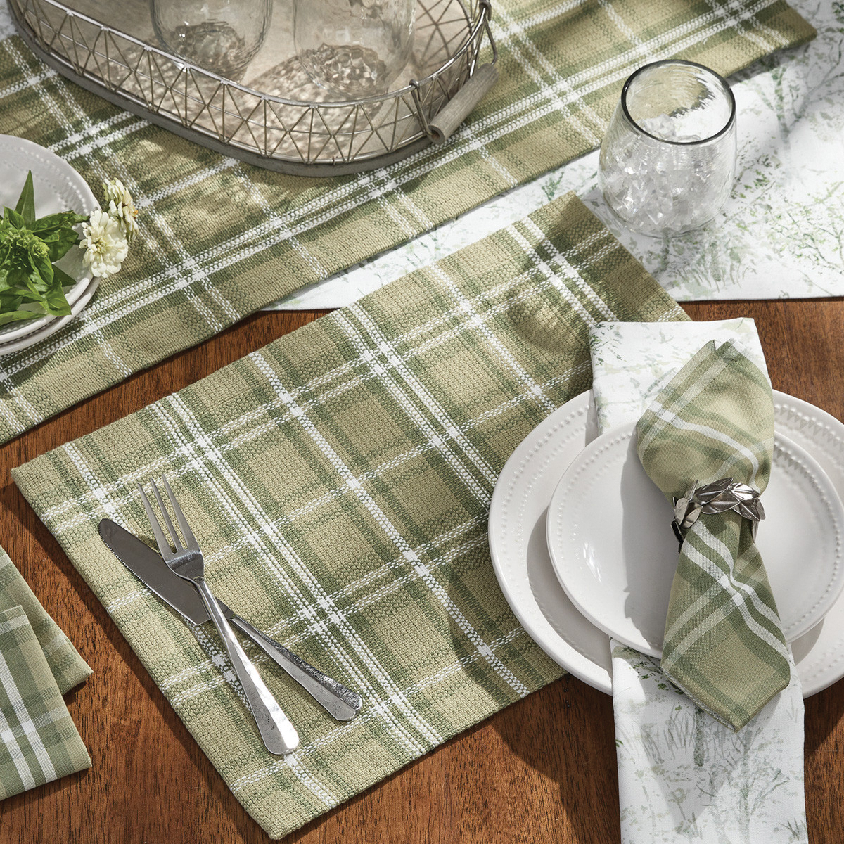 Park Designs 3965-010 Verbena Placemat, 19 in L, 13 in W - 2