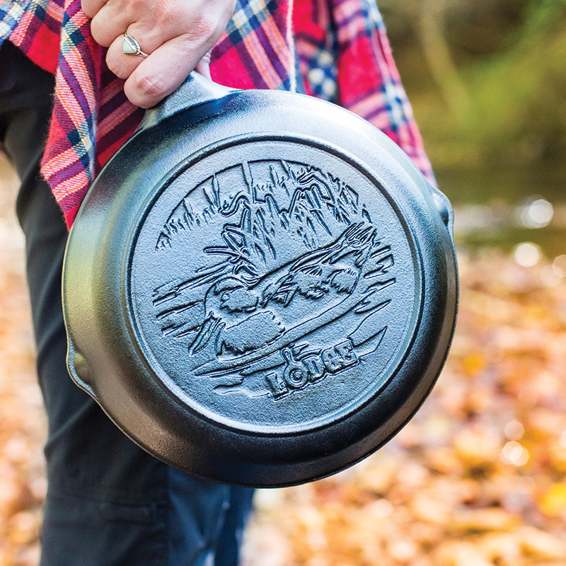 Lodge Wildlife Series L5SKWLDK Duck Skillet, 8 in Dia, Cast Iron, Black, Non-Stick: No, Dishwasher Safe: No - 2