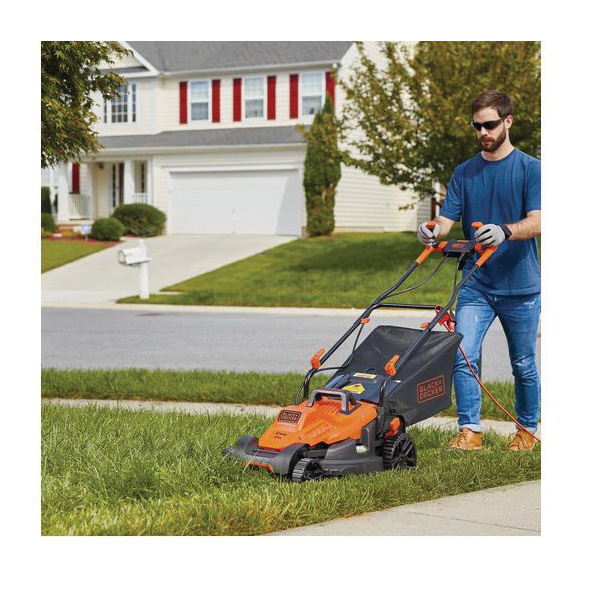 Black+Decker BEMW482BH Electric Lawn Mower, 12 A, 17 in W Cutting, Winged Blade, Rugged Wheel - 3