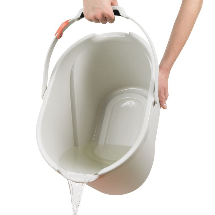 Oxo 1367380 Angled Measuring Bucket, 4 gal Capacity - 3