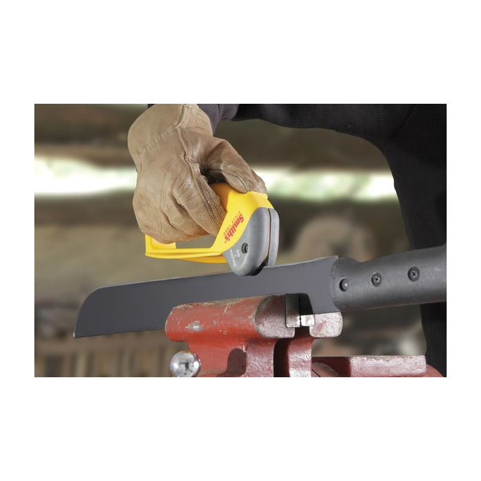 Smith's 50523 Axe and Machete Sharpener, Coarse, Carbide Abrasive - 2
