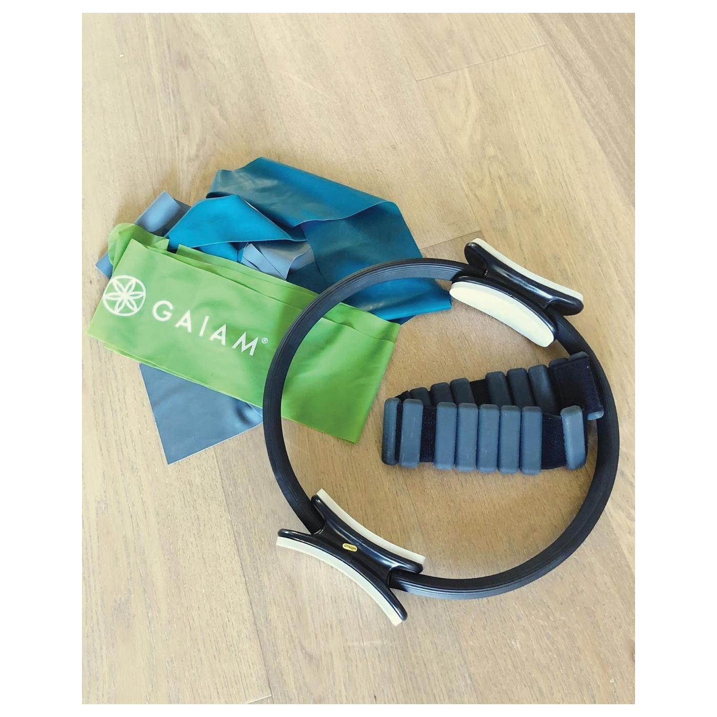 Gaiam 05-59180 Strength and Flexibility Kit, Blue/Gray/Green - 5