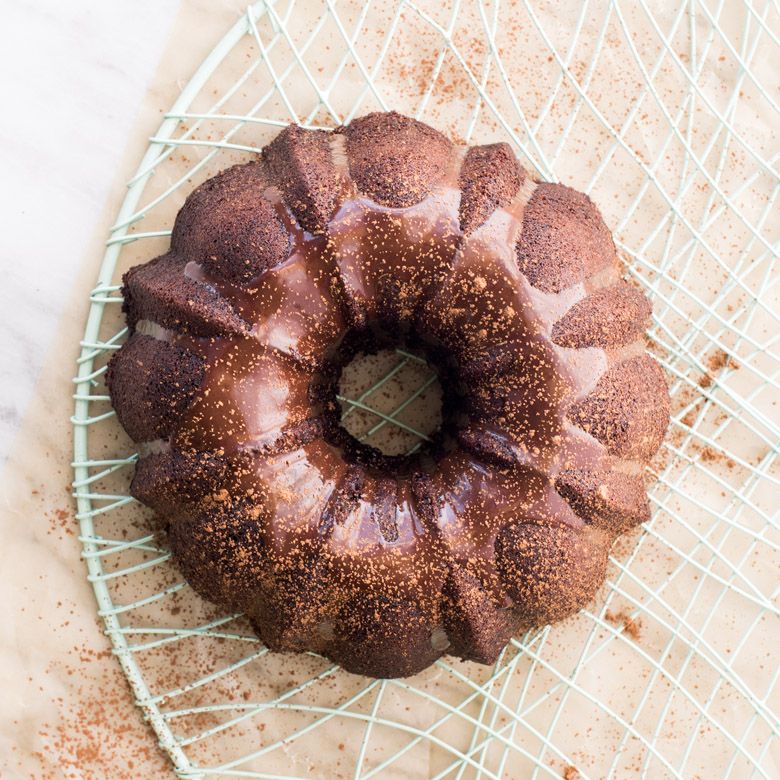 Nordic Ware Anniversary Bundt Series 51277 Cake Pan, 6 Cup, Aluminum, Non-Stick: Yes - 3