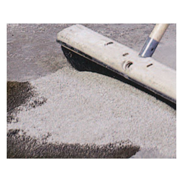 Oil-Dri I05040G50 Premium Absorbent, 40 qt Poly Bag - 3