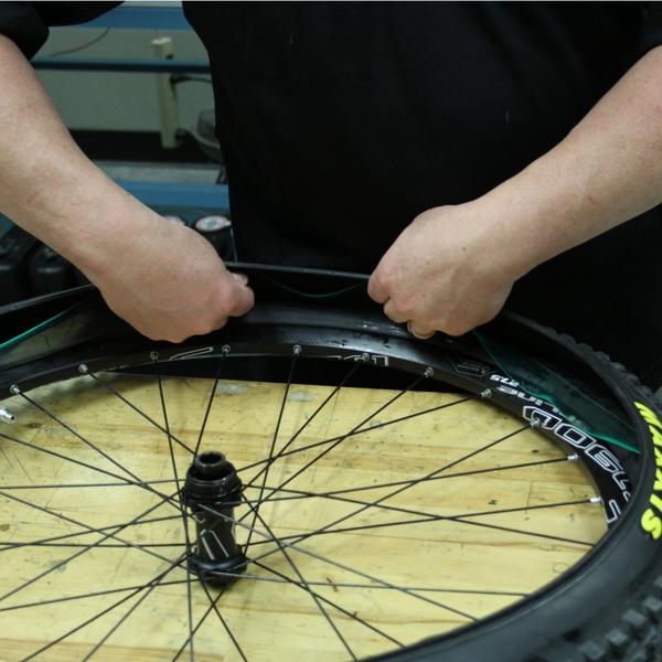 Slime 20093 Tube Protector Liner, For: 12 to 26 in x 1.5 to 2.125 in Bike Tires - 5