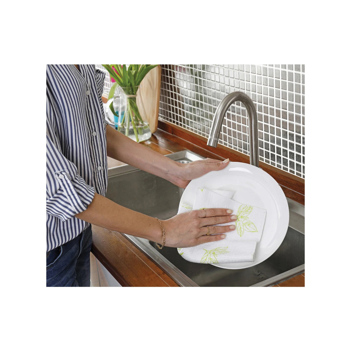 Full Circle FC13211G Cleaning Cloth, 11-1/2 in L, 10-1/2 in W, 0.2 in Thick, Cotton/Polyester/Rayon, Green/White - 5